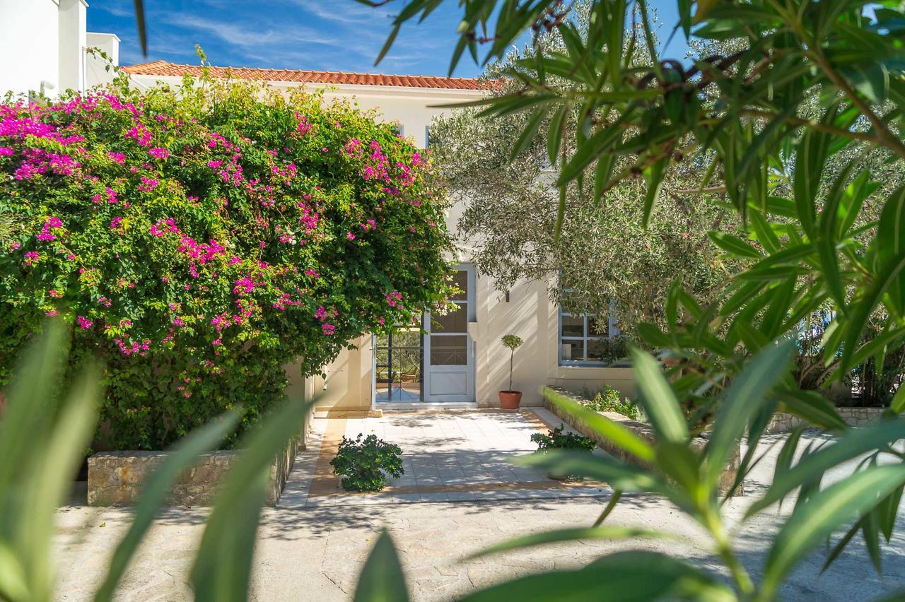 Armonia Bay Hotel Kokkari Exterior photo